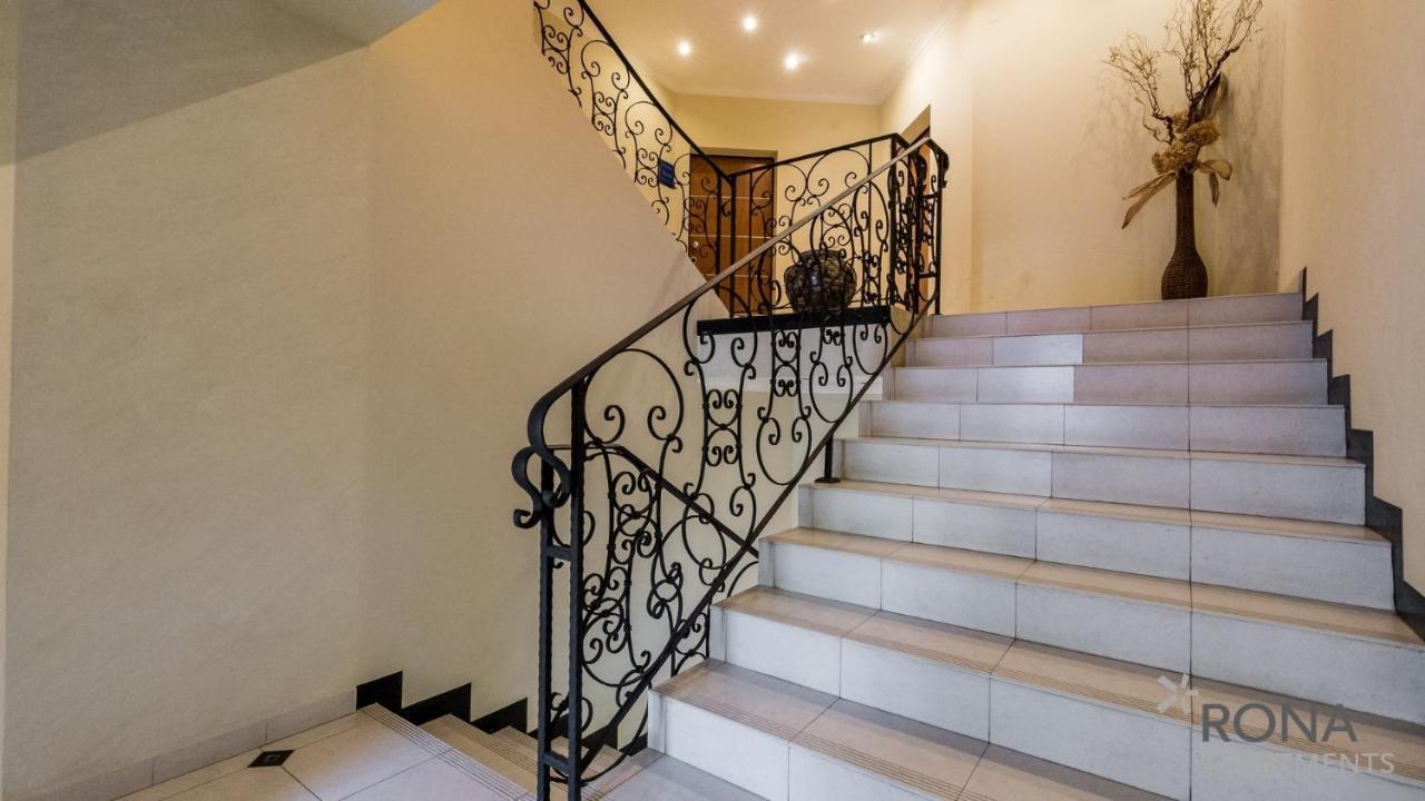 Rona Luxury Apartment Alba Ичичи Экстерьер фото