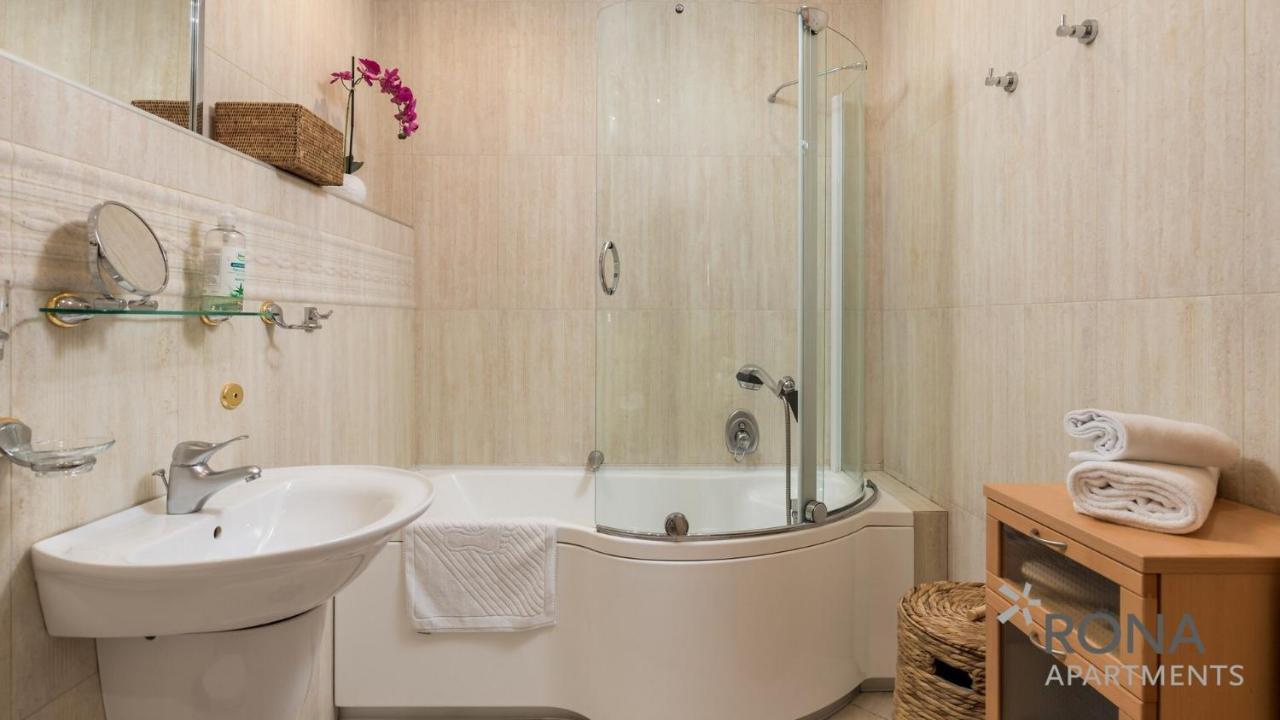 Rona Luxury Apartment Alba Ичичи Экстерьер фото
